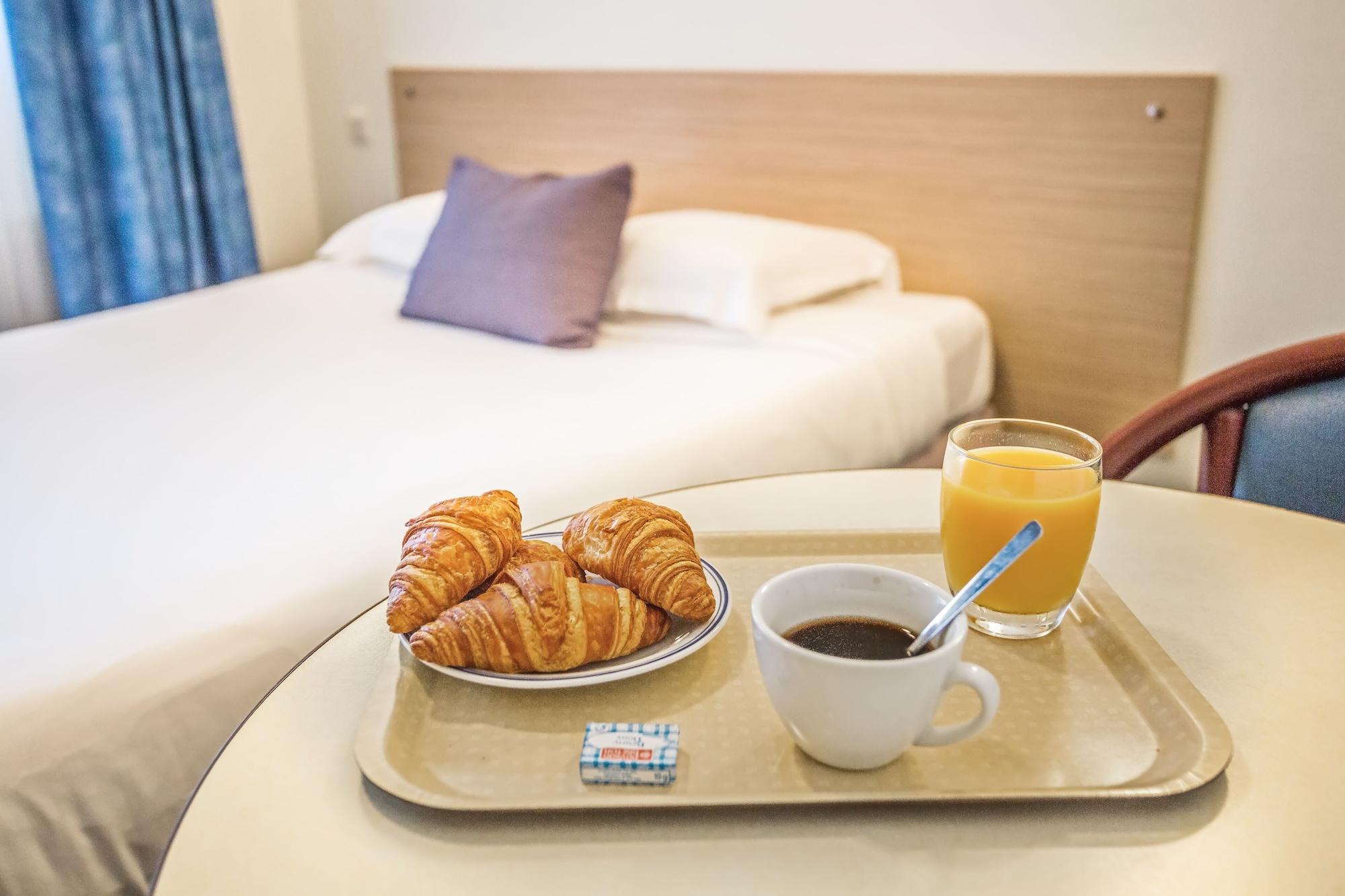 Zenitude Hotel-residences Centre 3*