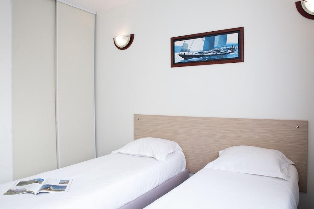 Zenitude Hotel-residences Centre 3*