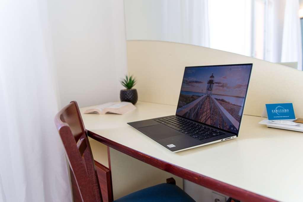 Zenitude Hotel-residences Centre 3* Le Havre